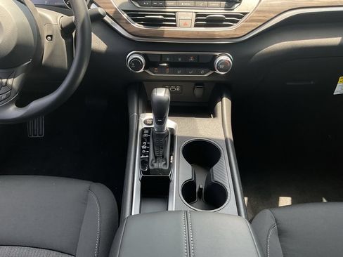 New 2026 Nissan Altima 2.5 SV FWD image 14