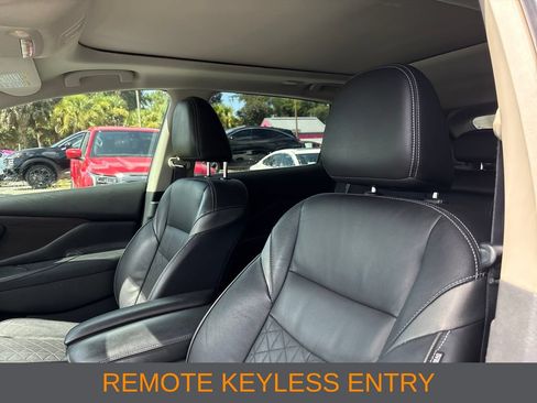 Used 2019 Nissan Murano Platinum w/ Cargo Package FWD image 4