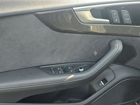 Used 2022 Audi S5 Premium Plus image 12