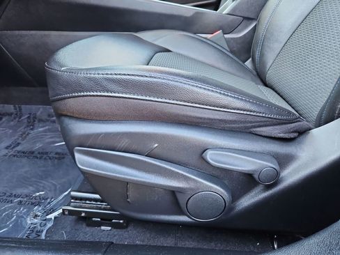 Used 2024 Jeep Compass Latitude image 22