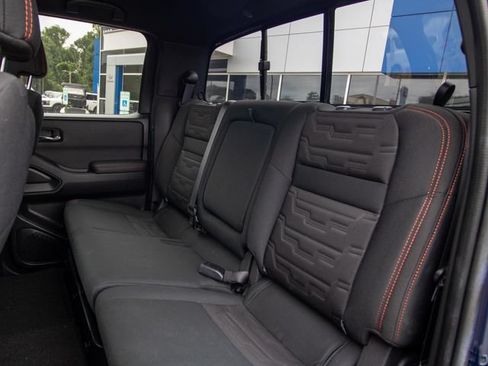 Used 2022 Nissan Frontier Pro-X RWD image 10