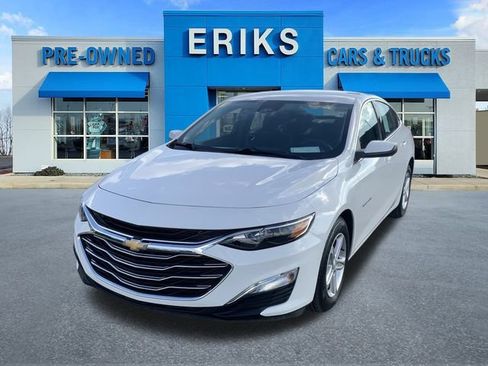 Used 2024 Chevrolet Malibu LS image 2