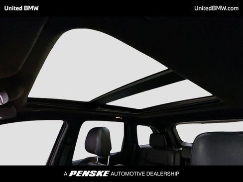 Used 2015 Jeep Grand Cherokee Summit image 12