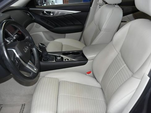 Used 2019 INFINITI Q50 Signature Edition AWD/4WD image 40