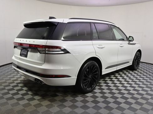 New 2026 Lincoln Aviator Reserve AWD/4WD image 7