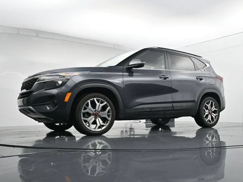 Used 2021 Kia Seltos S AWD/4WD image 39