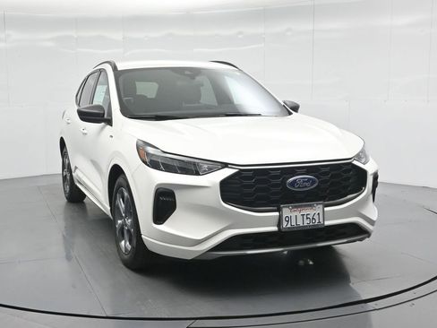 Certified 2024 Ford Escape ST-Line w/ Equipment Group 301A image 25