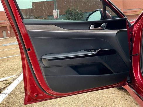 Used 2021 Kia K5 EX image 26