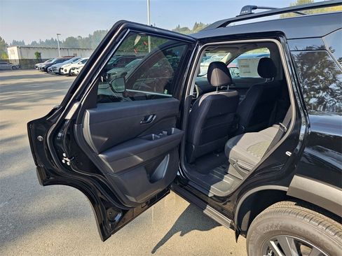 New 2025 Nissan Pathfinder SV image 19