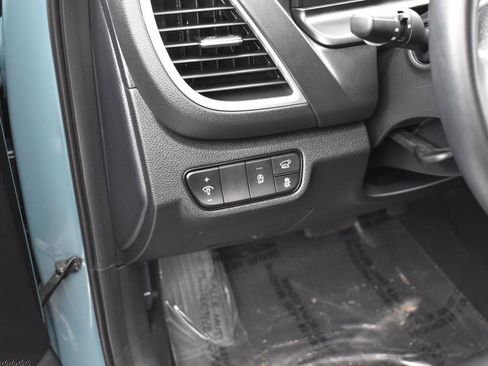 Certified 2025 Kia Seltos EX w/ EX Sunroof Package image 11