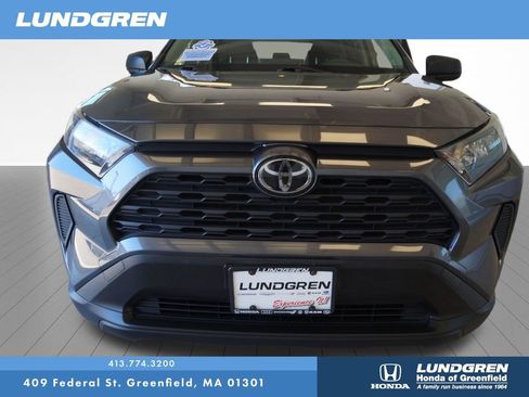 Used 2019 Toyota RAV4 LE w/ All Weather Liner Package AWD/4WD image 33