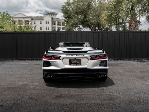 Used 2021 Chevrolet Corvette Stingray Premium Conv w/ Z51 Performance Package RWD image 32