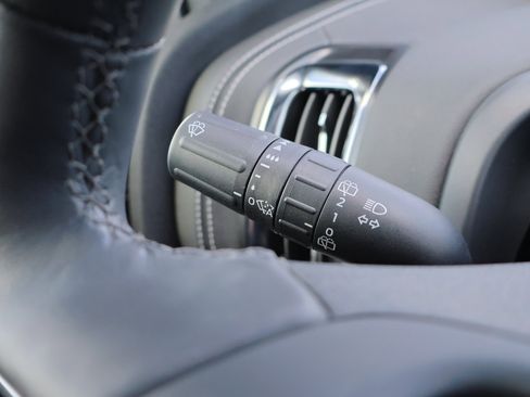 Certified 2025 Ford Expedition Max Platinum w/ Stealth Appearance Package image 17