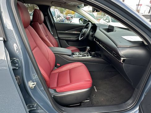 Certified 2025 MAZDA CX-30 AWD 2.5 S w/ Preferred Package image 23