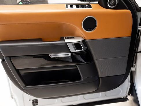 Used 2022 Land Rover Range Rover Sport SVR image 7