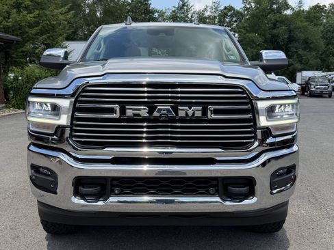 Used 2022 RAM 2500 Laramie AWD/4WD image 3