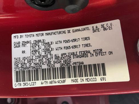 Used 2021 Toyota Tacoma TRD Sport w/ TRD Premium Sport Package image 20