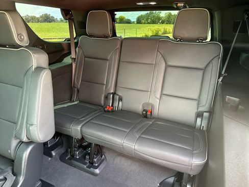 Used 2025 Chevrolet Tahoe Premier image 25