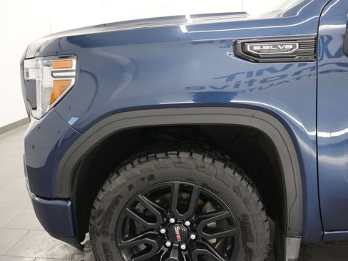 Used 2020 GMC Sierra 1500 Elevation w/ Elevation Value Package AWD/4WD image 32