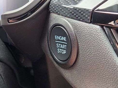 Used 2025 Ford Escape ST-Line image 20