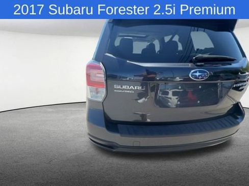 Used 2017 Subaru Forester Limited AWD/4WD image 8