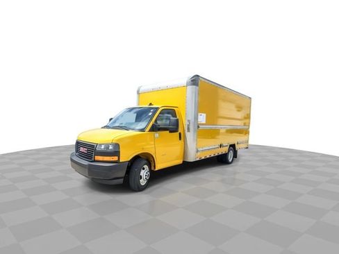 Used 2021 GMC Savana 3500 Extended w/ Power Convenience Package RWD image 4
