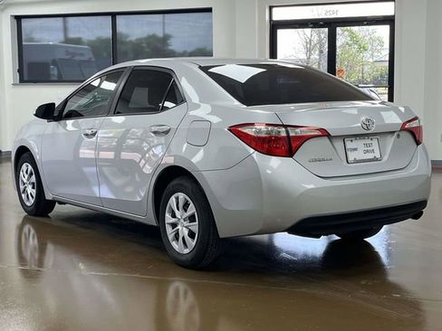 Used 2015 Toyota Corolla L image 8
