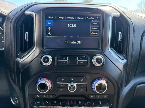 Used 2021 GMC Sierra 1500 AT4 w/ AT4 Premium Package AWD/4WD image 24