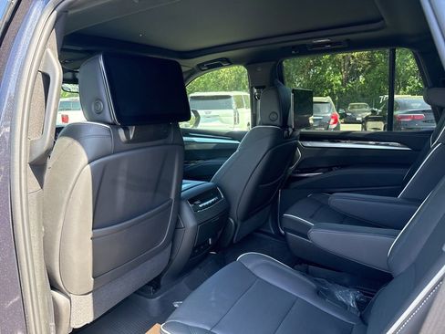 Certified 2025 Cadillac Escalade Premium Luxury w/ LPO, Floor Liner Package image 14