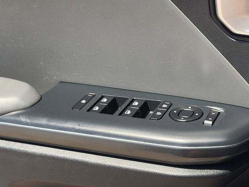 Used 2025 Kia K4 FWD image 20