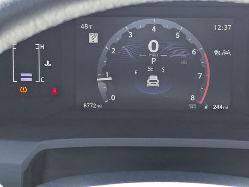 Used 2025 Toyota 4Runner SR5 AWD/4WD image 23