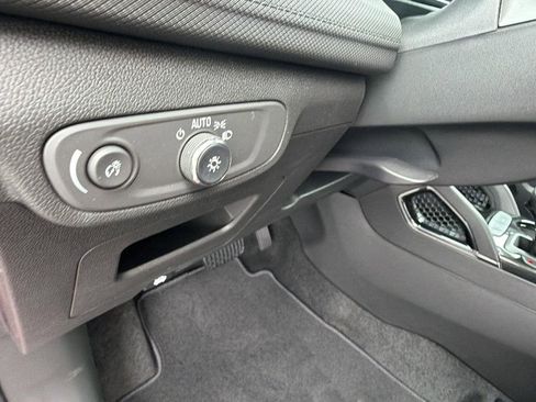 New 2026 Chevrolet TrailBlazer LT w/ Driver Confidence Package FWD image 19