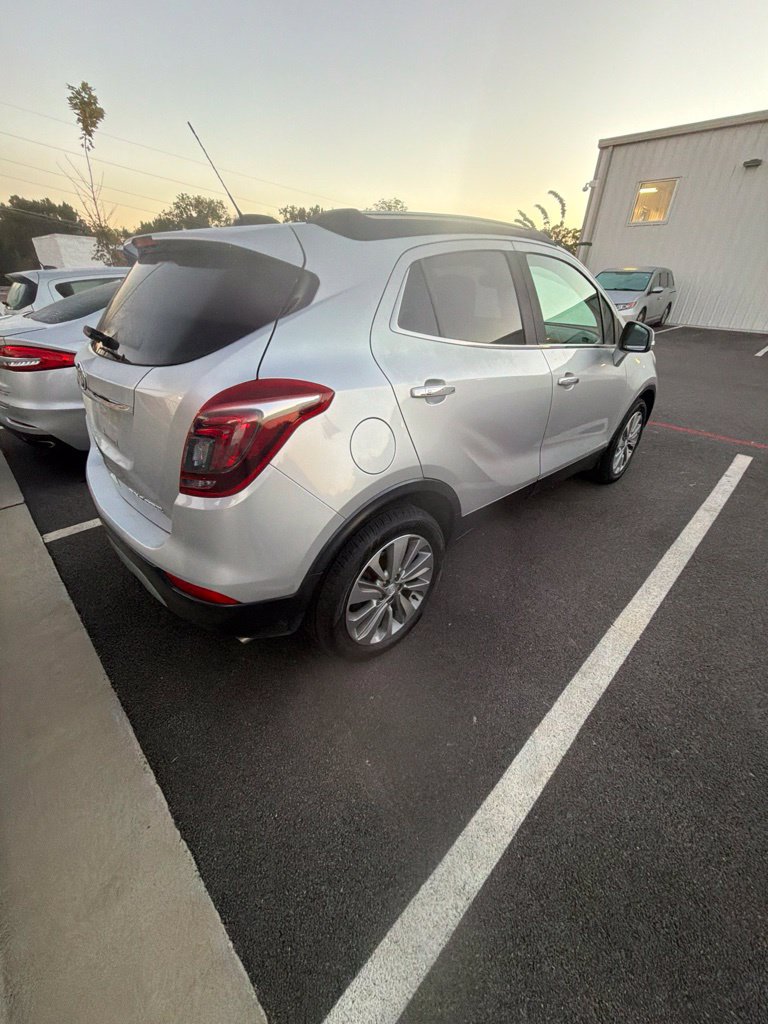 Used 2018 Buick Encore Preferred FWD image 3