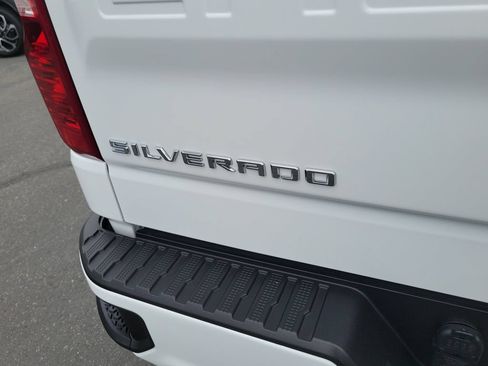 Used 2026 Chevrolet Silverado 1500 Custom RWD image 21