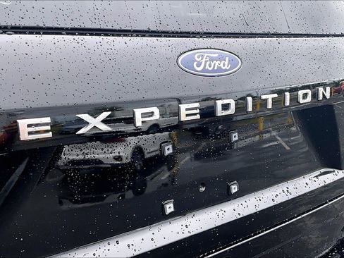 Used 2026 Ford Expedition Max Platinum w/ Driver's Package AWD/4WD image 33