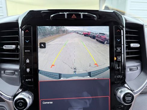 Used 2022 RAM 1500 Laramie w/ Laramie Southwest Edition image 18