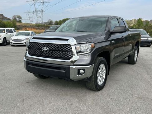 Used 2020 Toyota Tundra SR5 w/ SR5 Upgrade Package image 7