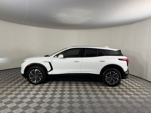 Used 2024 Chevrolet Blazer EV LT AWD/4WD image 10