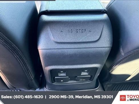 Used 2024 Ford Bronco Wildtrak image 23