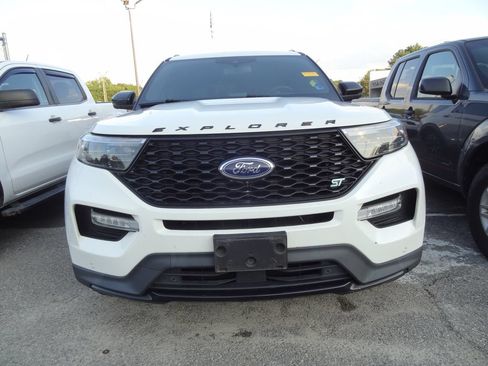 Used 2020 Ford Explorer ST w/ Premium Technology Package AWD/4WD image 2