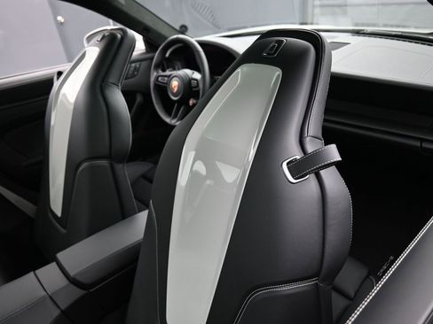 New 2026 Porsche 911 Carrera GTS RWD image 25