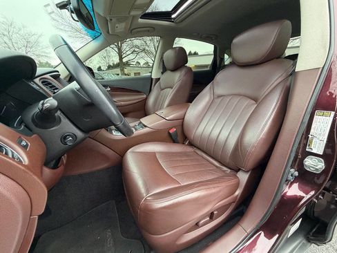 Used 2017 INFINITI QX50 AWD w/ Premium Plus Package image 6