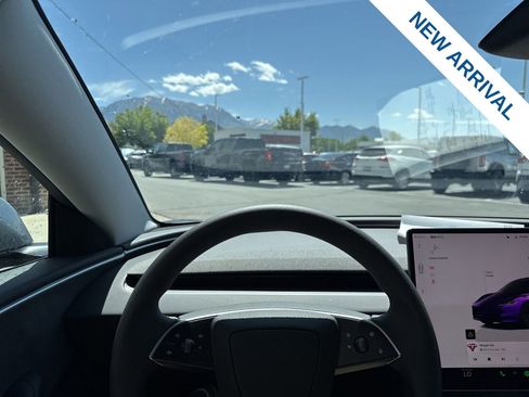 Used 2025 Tesla Model 3 Long Range AWD/4WD image 18