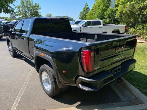 Used 2024 GMC Sierra 3500 Denali w/ Denali Reserve Package AWD/4WD image 31