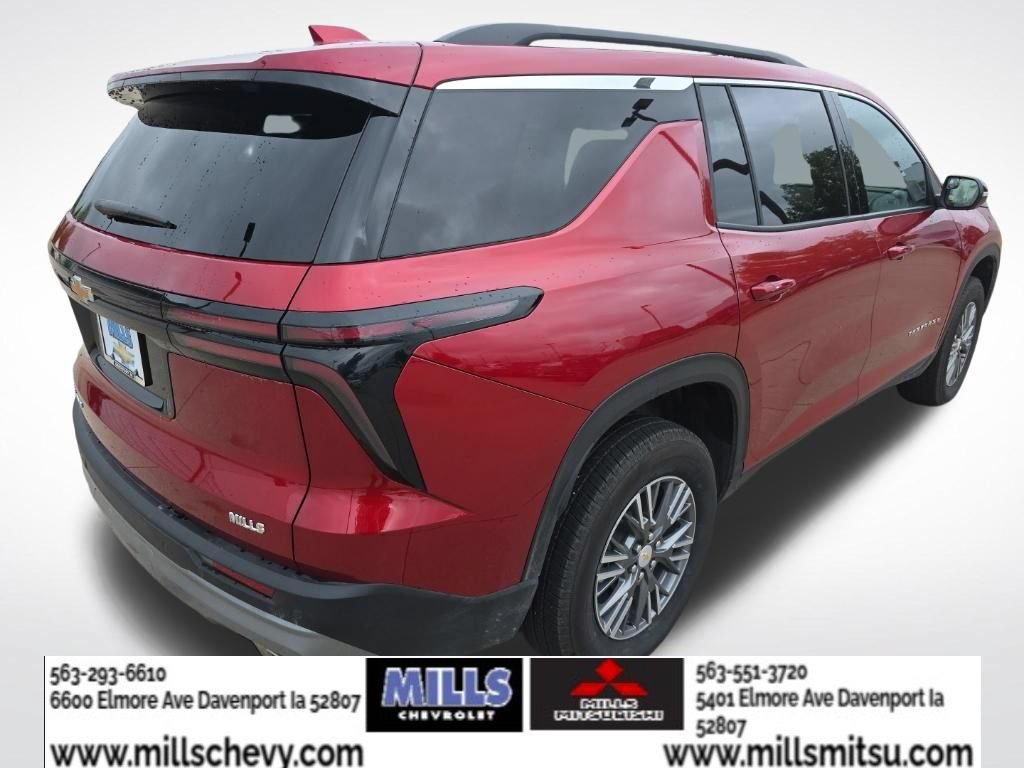 Used 2025 Chevrolet Traverse LT AWD/4WD image 5