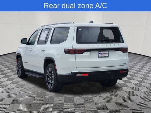 Used 2024 Jeep Wagoneer Series II AWD/4WD image 3