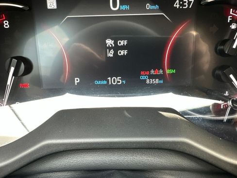 Used 2025 Toyota RAV4 XLE Premium FWD image 5