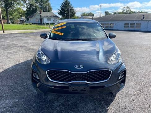 Used 2022 Kia Sportage LX AWD/4WD image 2