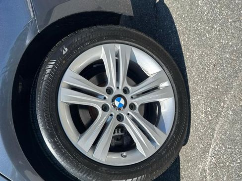 Used 2017 BMW 330i xDrive Sedan AWD/4WD image 18
