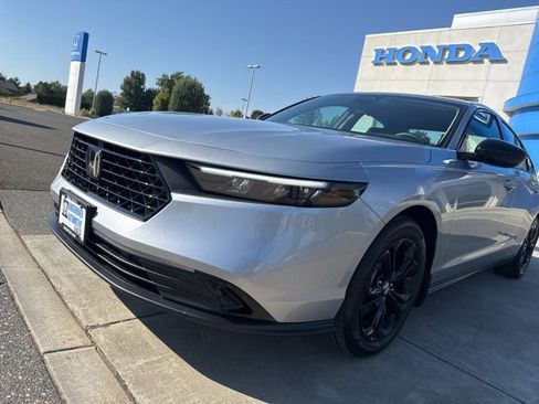 New 2025 Honda Accord SE image 16